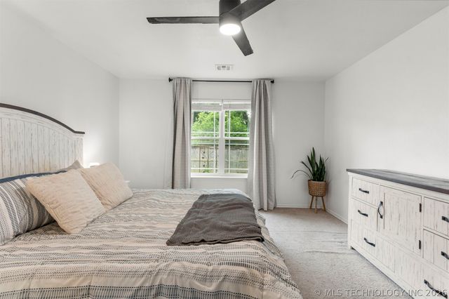 1916 N Kenosha Court, Tulsa, OK 74106