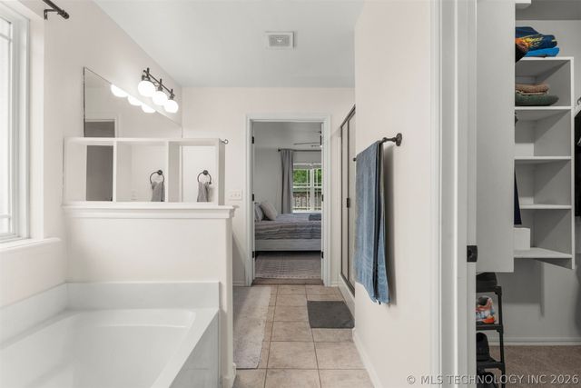 1916 N Kenosha Court, Tulsa, OK 74106