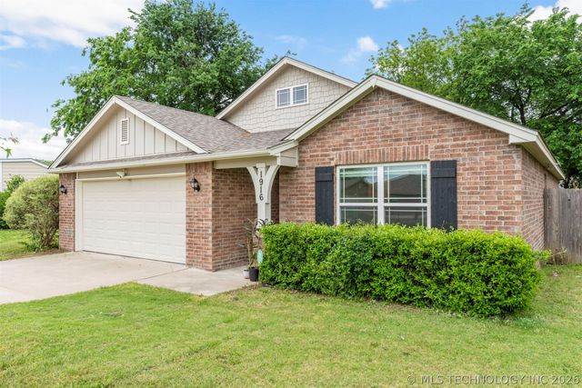 1916 N Kenosha Court, Tulsa, OK 74106