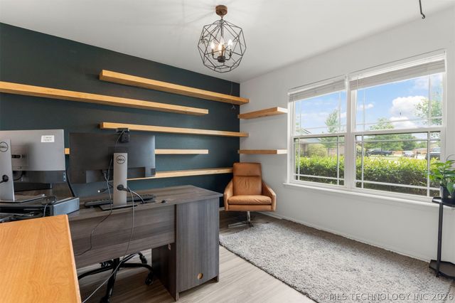 1916 N Kenosha Court, Tulsa, OK 74106