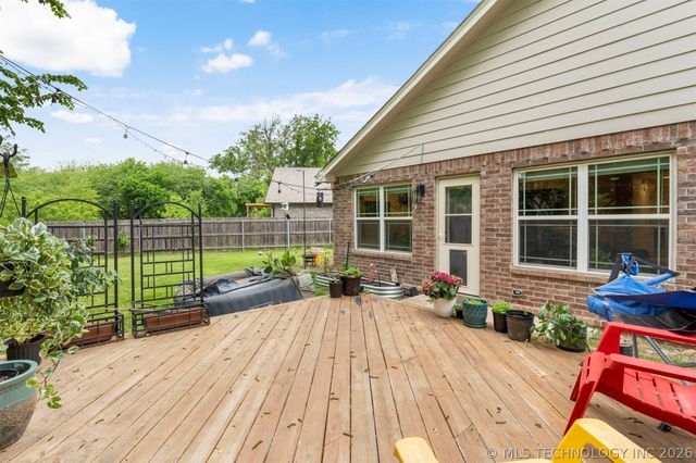 1916 N Kenosha Court, Tulsa, OK 74106