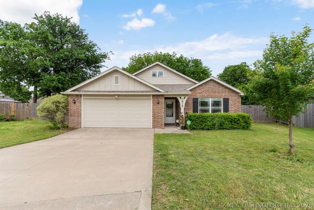 1916 N Kenosha Court, Tulsa, OK 74106