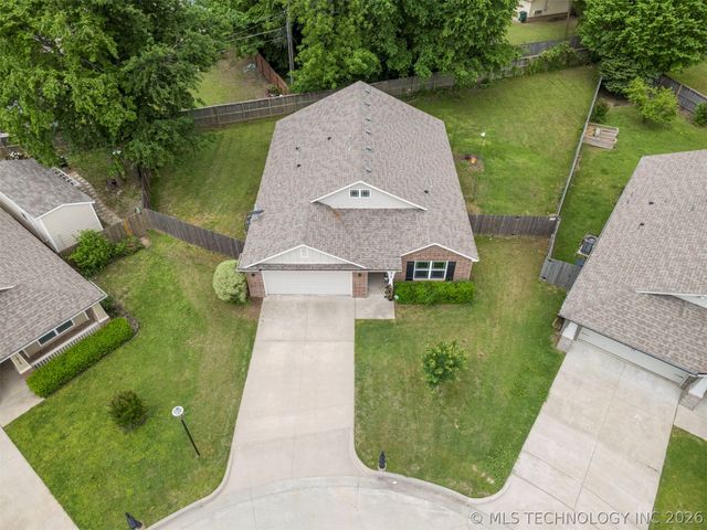 1916 N Kenosha Court, Tulsa, OK 74106