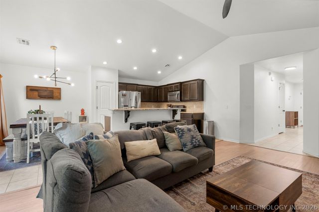 1916 N Kenosha Court, Tulsa, OK 74106