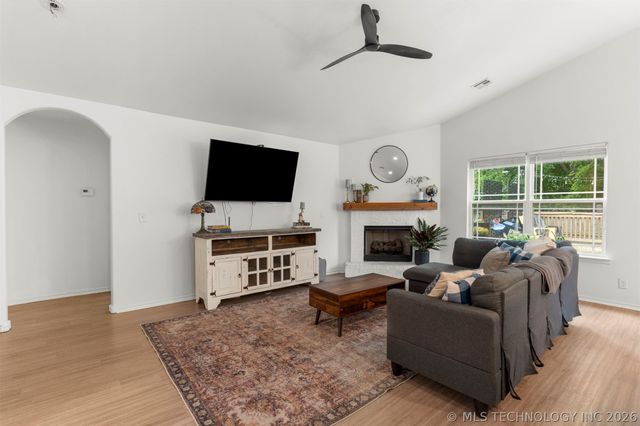 1916 N Kenosha Court, Tulsa, OK 74106