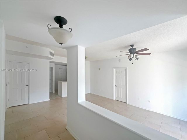 2803 N Sarento Place 108, Palm Beach Gardens, FL 33410