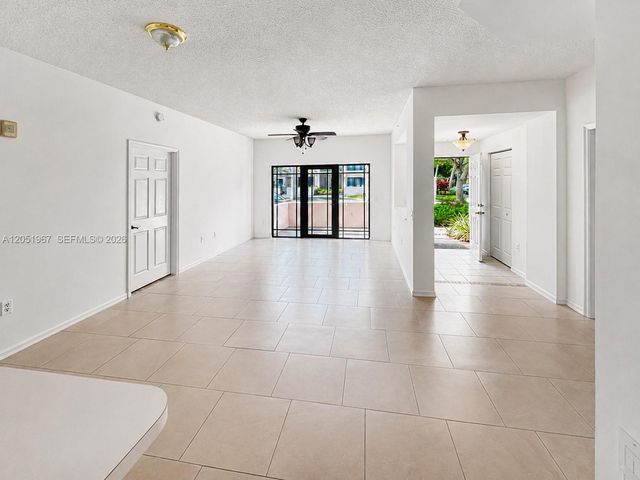2803 N Sarento Place 108, Palm Beach Gardens, FL 33410