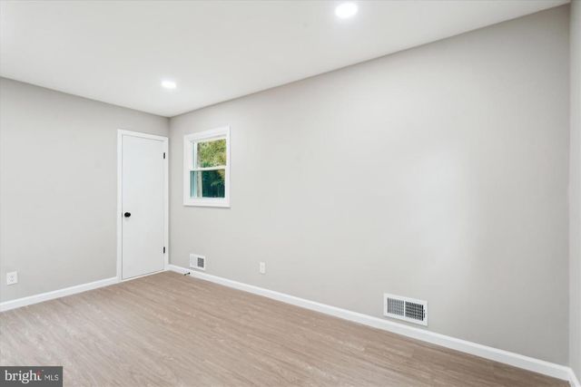 2226 WESTWOOD PL, Falls Church, VA 22043