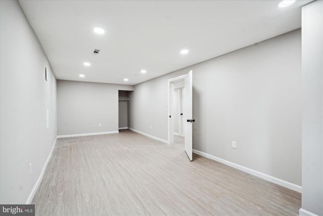 2226 WESTWOOD PL, Falls Church, VA 22043