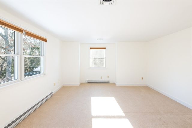 16 Meltiah Rd, Falmouth, MA 02540