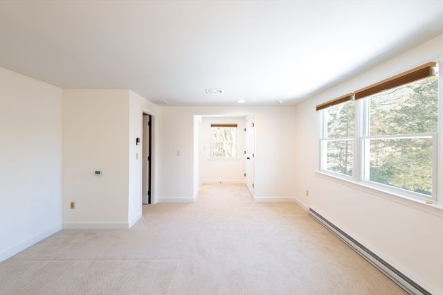 16 Meltiah Rd, Falmouth, MA 02540