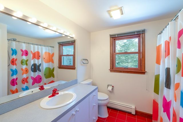 16 Meltiah Rd, Falmouth, MA 02540