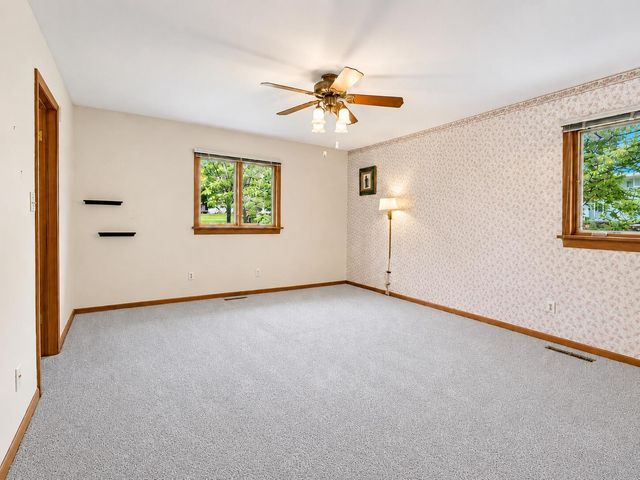 8210 Tapper Avenue, Munster, IN 46321