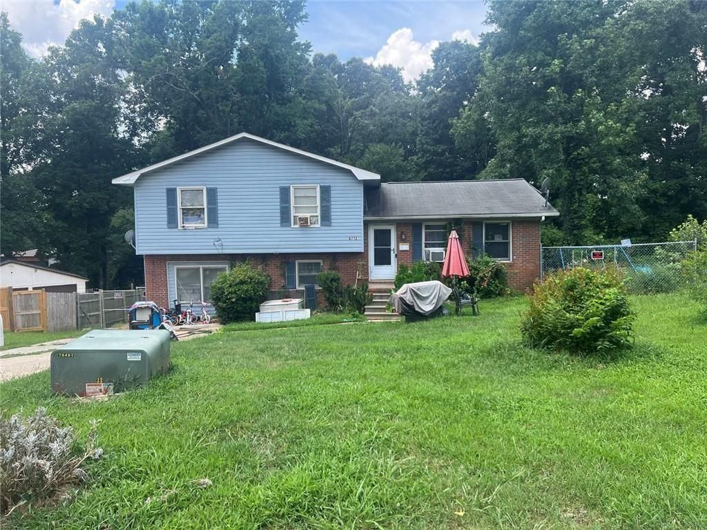6772 Bedford Road, Rex, GA 30273