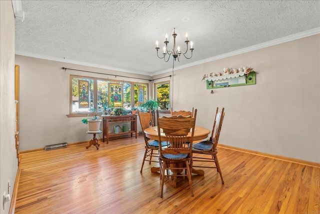 132 Desoto Avenue, Waterloo, IA 50701