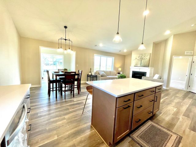 602 9th Street, Wanamingo, MN 55983