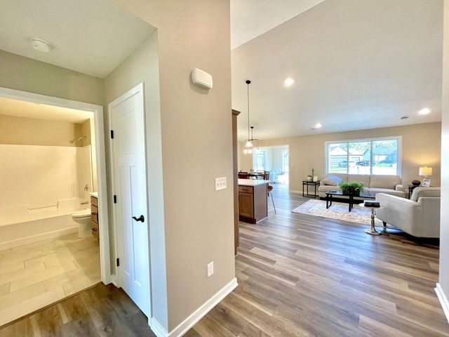 602 9th Street, Wanamingo, MN 55983