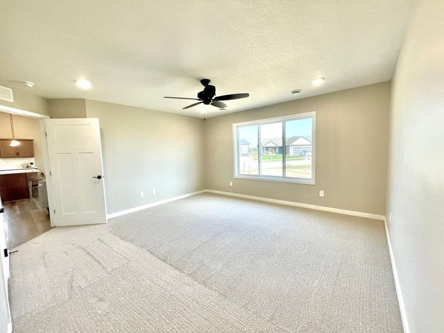 602 9th Street, Wanamingo, MN 55983