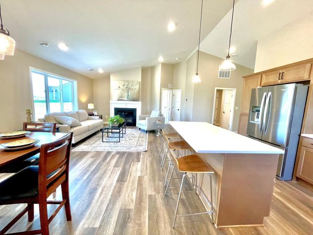 602 9th Street, Wanamingo, MN 55983