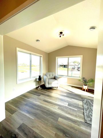 602 9th Street, Wanamingo, MN 55983