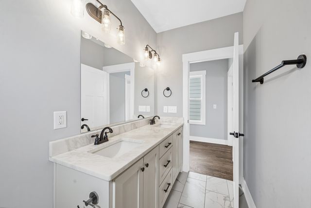 2213B 11th Ave, N, Nashville, TN 37208