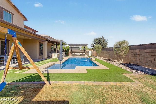 18989 E WALNUT Court, Queen Creek, AZ 85142