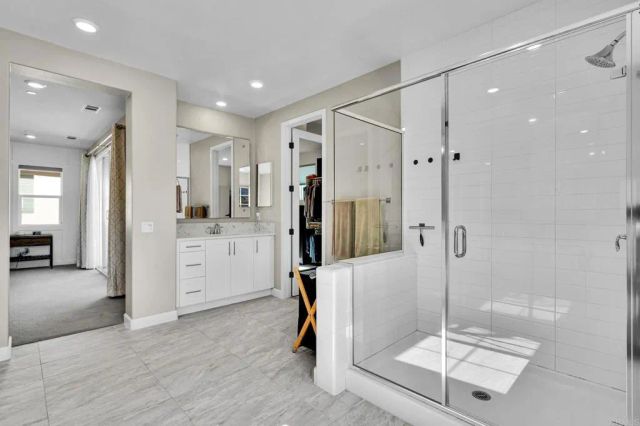 21715 Deer Grass Drive, Escondido, CA 92026