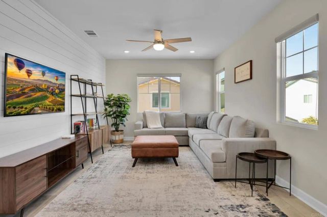 21715 Deer Grass Drive, Escondido, CA 92026