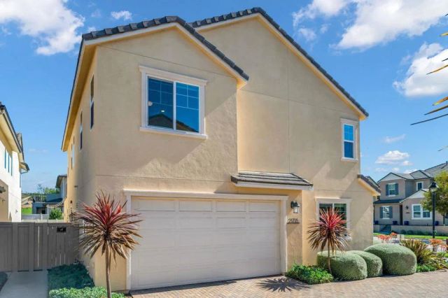 21715 Deer Grass Drive, Escondido, CA 92026