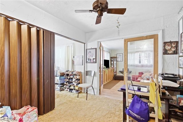 1377 Chippewa Avenue, Akron, OH 44305