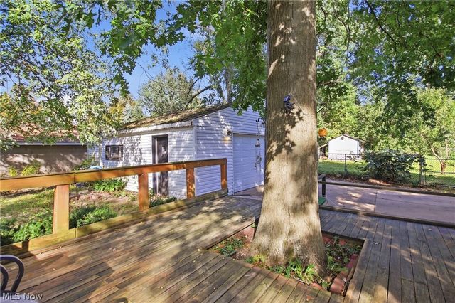 1377 Chippewa Avenue, Akron, OH 44305