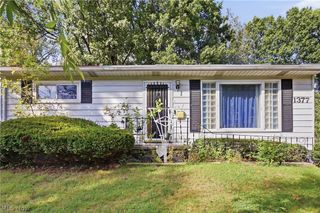 1377 Chippewa Avenue, Akron, OH 44305