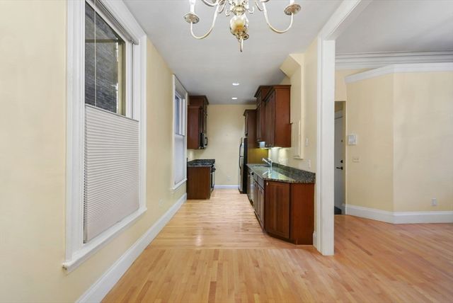 66 Waltham St 41, Boston, MA 02118