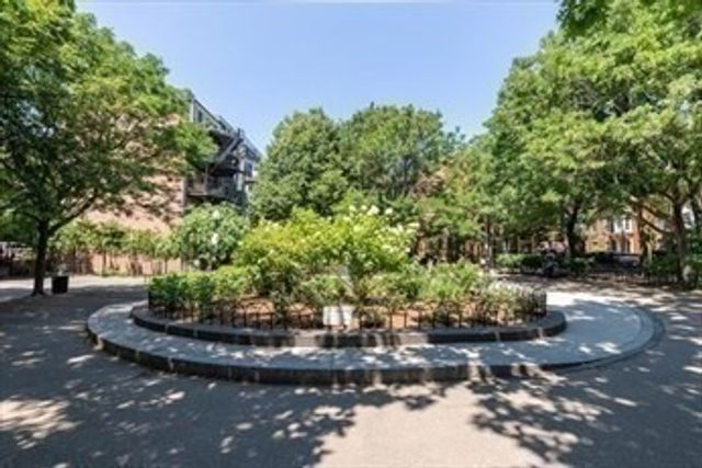 66 Waltham St 41, Boston, MA 02118