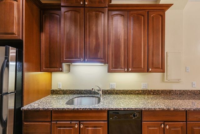 66 Waltham St 41, Boston, MA 02118