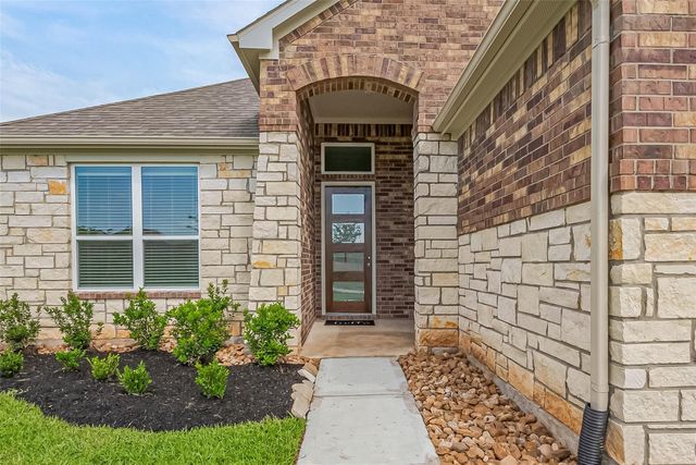 2825 Golden Isle Drive, Texas City, TX 77568