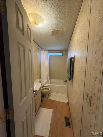 7923 Middle Road, Floyd, NY 13440