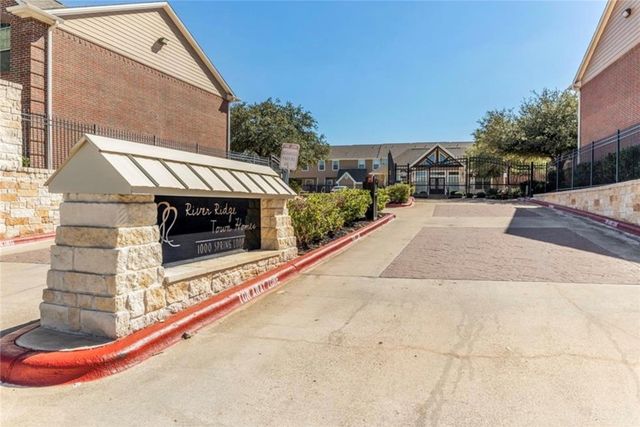 1000 Spring Loop 1301, College Station, TX 77840