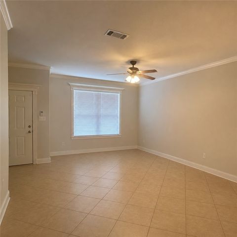 1000 Spring Loop 1301, College Station, TX 77840