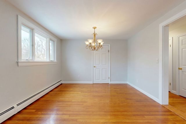 33 Fairchild Ave, Saugus, MA 01906