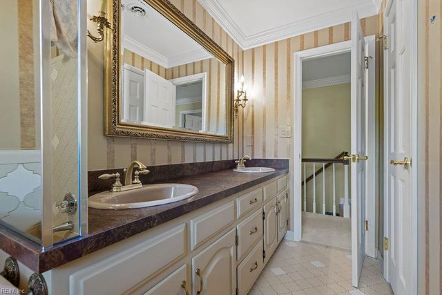 3012 Golden Hind RD, Chesapeake, VA 23321