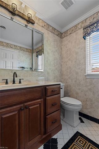 3012 Golden Hind RD, Chesapeake, VA 23321