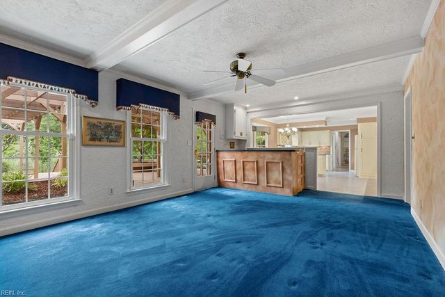 3012 Golden Hind RD, Chesapeake, VA 23321