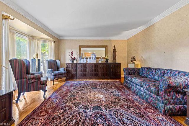 3012 Golden Hind RD, Chesapeake, VA 23321