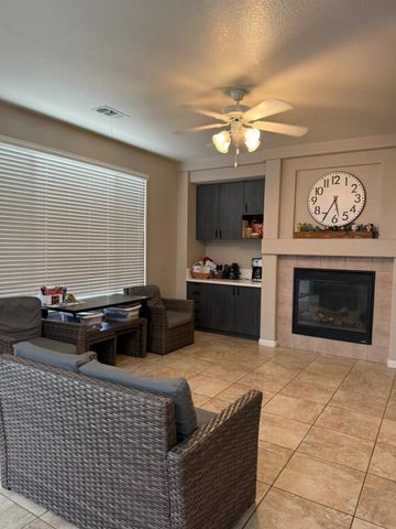 5209 Sire Ct, Riverbank, CA 95367