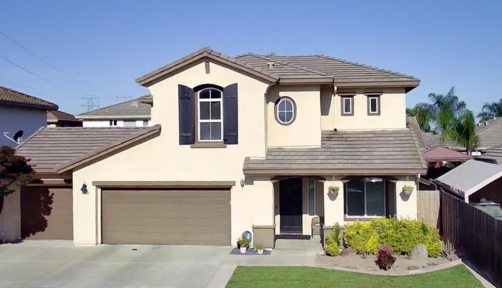 5209 Sire Ct, Riverbank, CA 95367