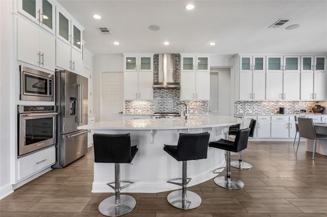 301 Raging River RD, Cedar Park, TX 78613