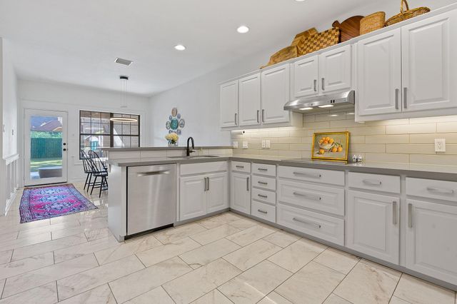 5808 Tom Wooten CV, Austin, TX 78731