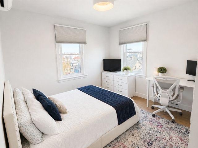 654 East Broadway 404, Boston, MA 02127