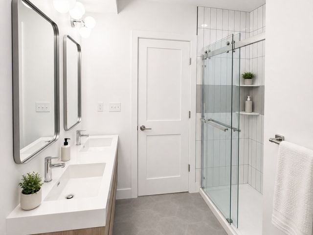 654 East Broadway 404, Boston, MA 02127